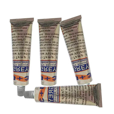 Ervaar de voordelen van onze autoruitlijm met robuuste weerbestendigheid